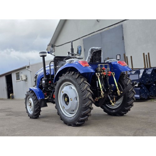 Трактор TERRA FORCE 255XL, двигун КМ385, прижимна гідравліка, ГПК, рівна підлога, вага 1480 кг